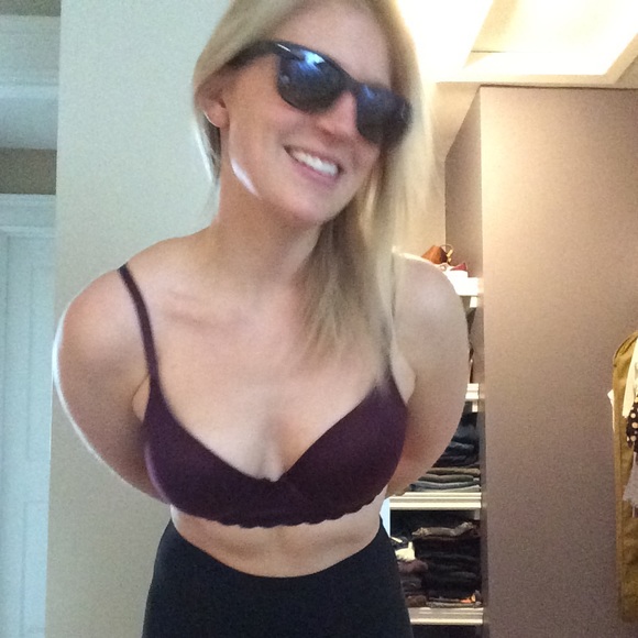 Meet your Posher, Sarah - Picture 1 of 1